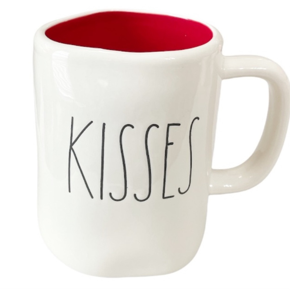 NEW Rae Dunn KISSES Mug 😘😘